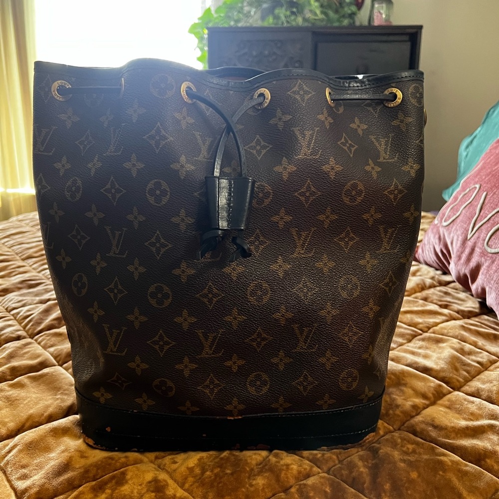 Louis Vuitton Large Noe Bucket Bag